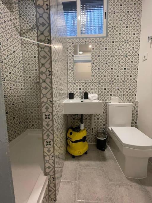 Апартаменти New Piso Centrico 7Pax A 2 Min Andando De Gran Via Мадрид Екстер'єр фото